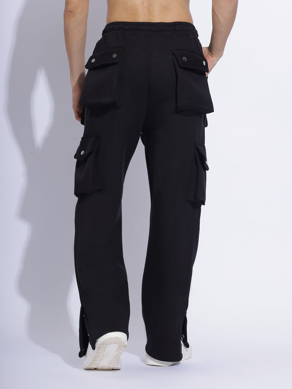 Cargo-Inspired Baggy Track Pants – Six Pocket Streetwear Vibe