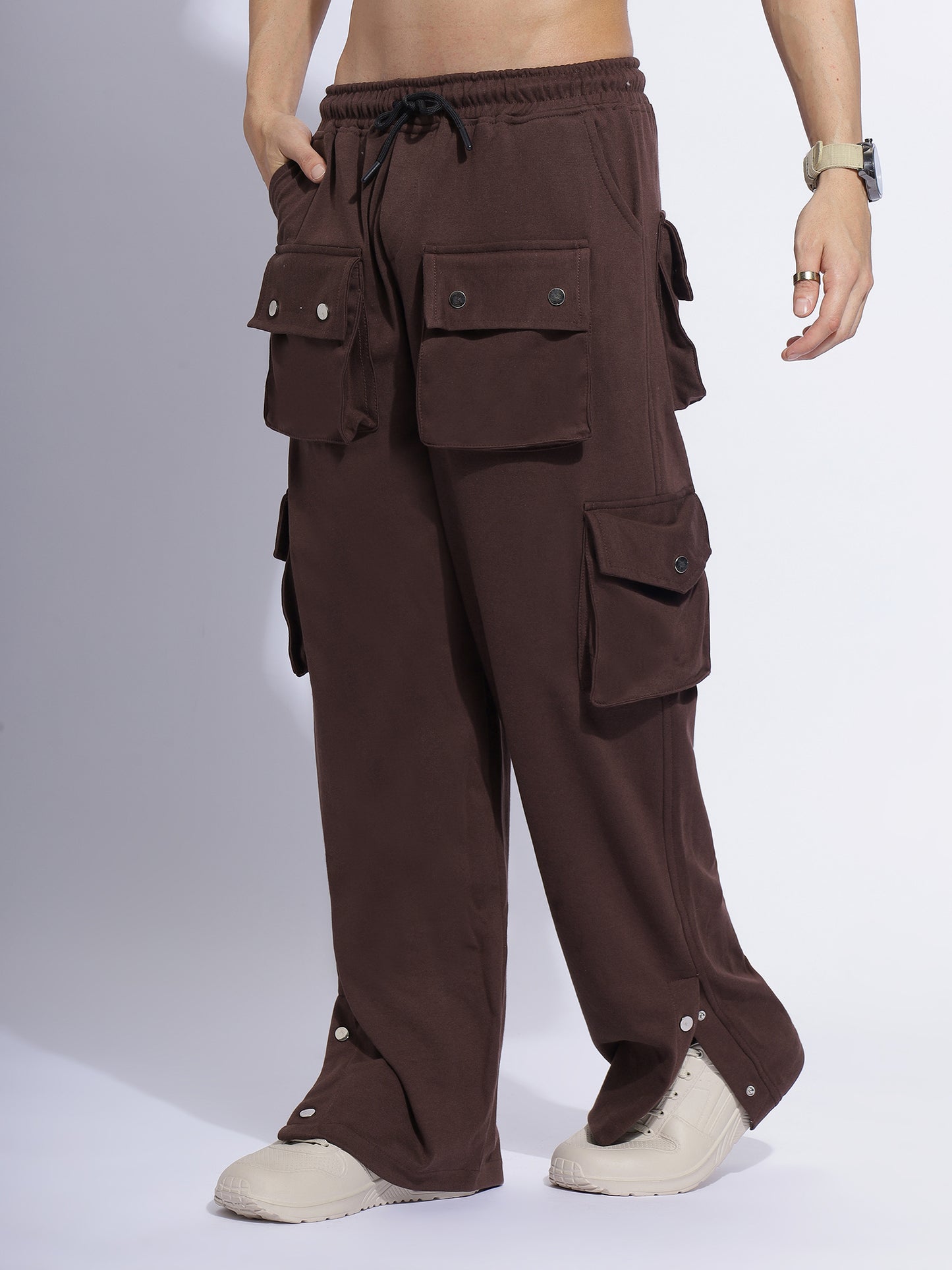 Six Pocket Baggy Track Pants – Premium Streetwear for Everyday Style