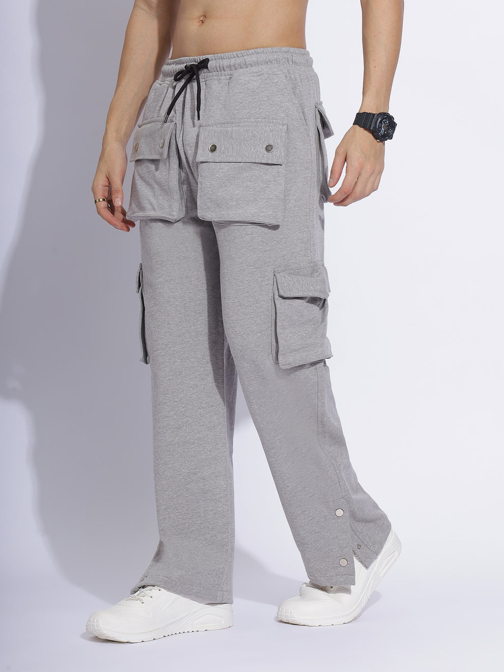 Six Pocket Streetwear Pants – Baggy Fit, Big Statement